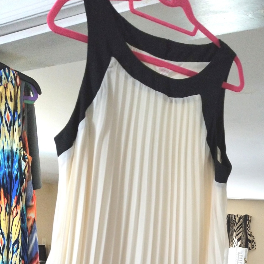 Long, lined top